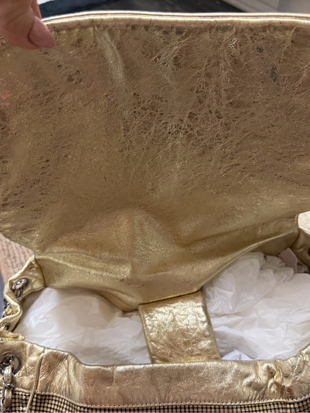 Metallic Gold Chain Shoulder Bag - Picture 12 of 12